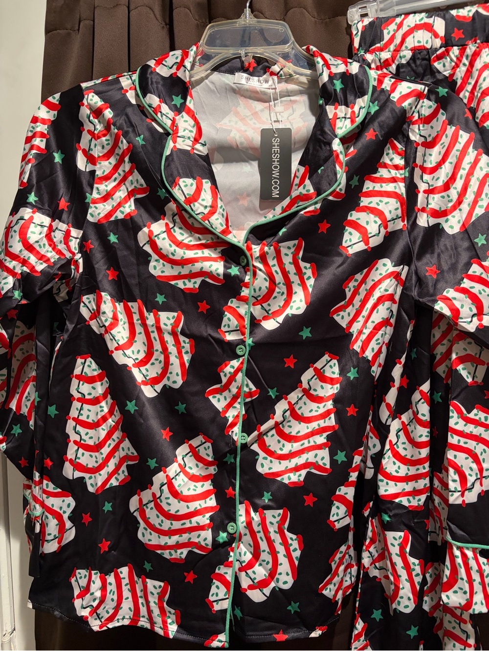 SheShow XS Black Christmas Tree Print Pajama Top